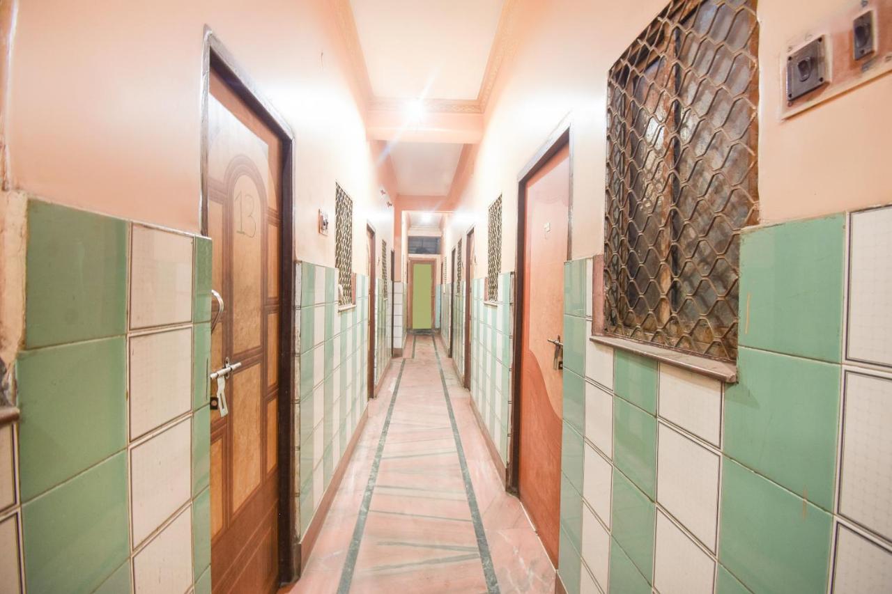 Spot On 70605 Taj Guest House Calcutta Exteriör bild