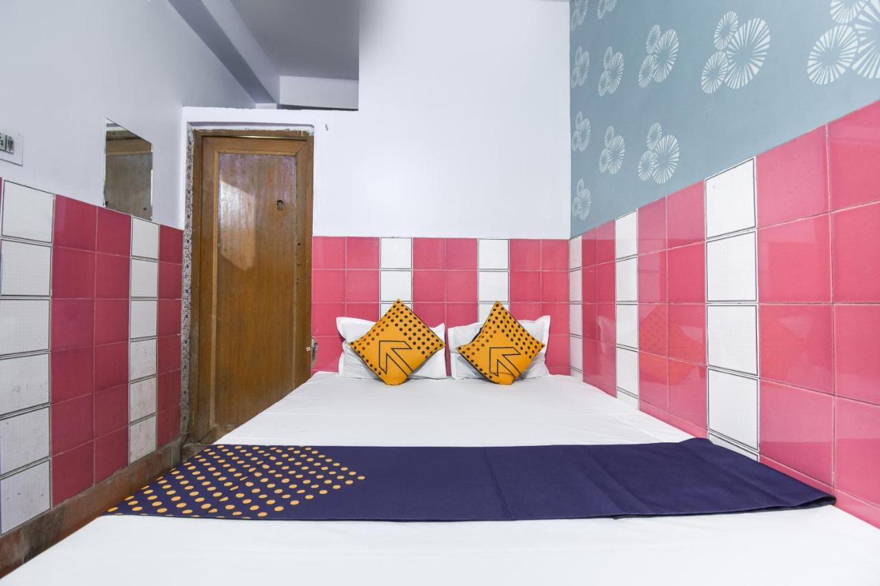 Spot On 70605 Taj Guest House Calcutta Exteriör bild